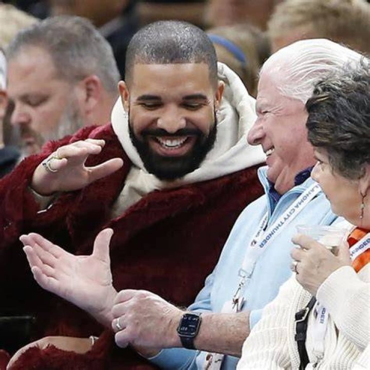 Unveiling the Buzz: Drake Naked Pics and Celebrity Culture